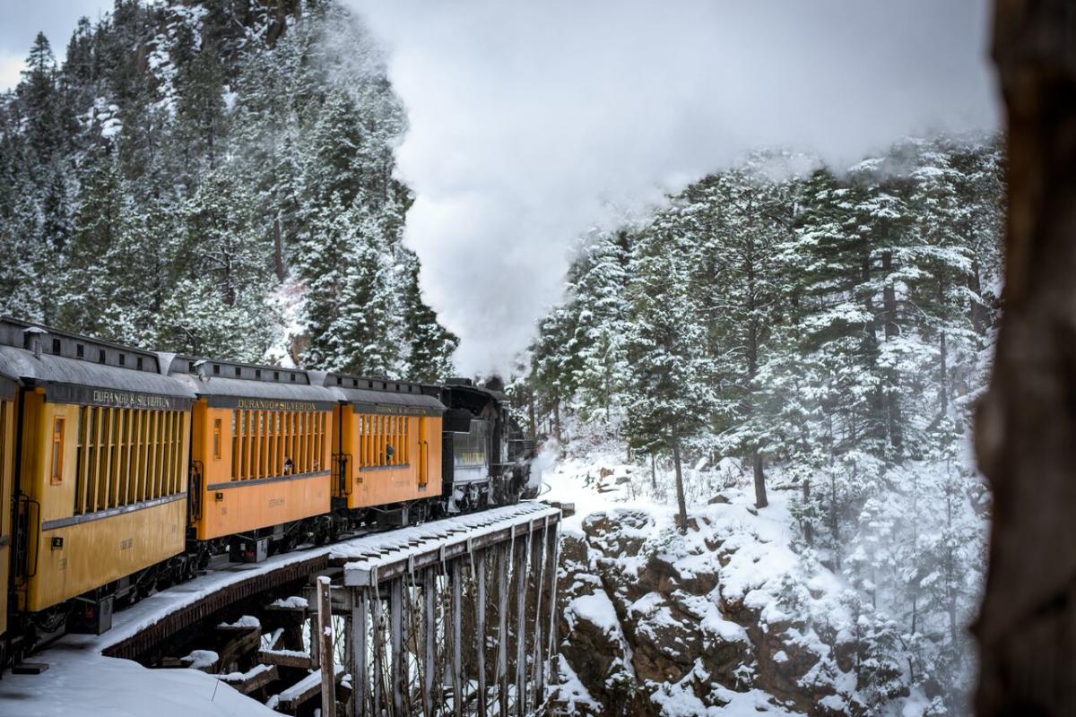 train snow bridge